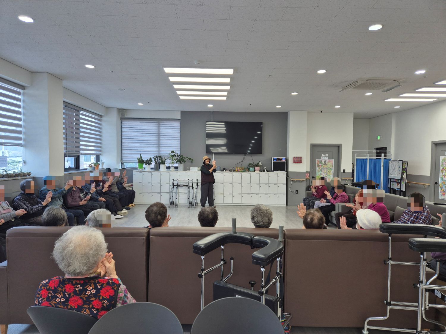 2038742573_ZFmwkeMu_ed1fb86ca05fd41a39efba65d4748570dd543ec1.jpg 이미지크게보기