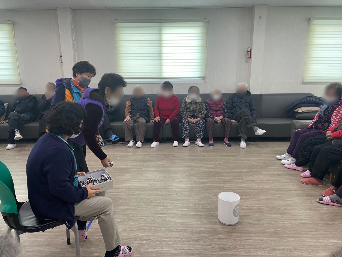 2000769928_QMJ1PX7T_58add3fb9dba8368ab2e08eaabaa59631450d675.jpg 이미지크게보기