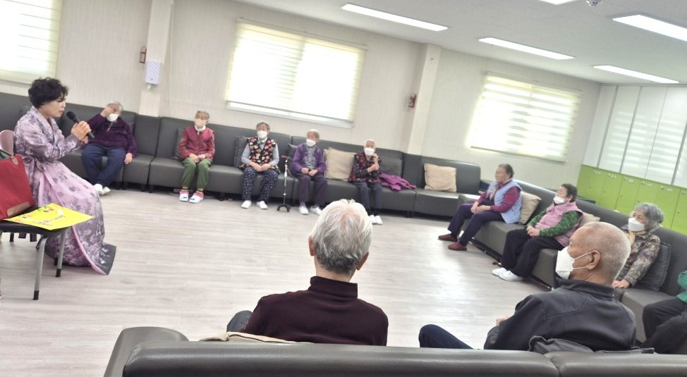 /user/d/donghaengcare/editor/2505/6996ac47f2faf2ec5b62b35bfd89e473_1746760733_0853.jpg 이미지크게보기