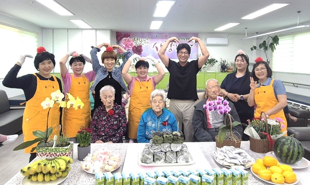 /user/d/donghaengcare/editor/2505/6996ac47f2faf2ec5b62b35bfd89e473_1746761320_0719.jpg 이미지크게보기