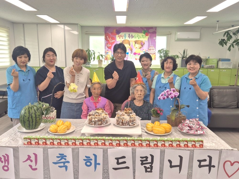 /user/d/donghaengcare/editor/2506/2ba551b1a94a605055efd87e6890b919_1750662059_5494.jpg 이미지크게보기