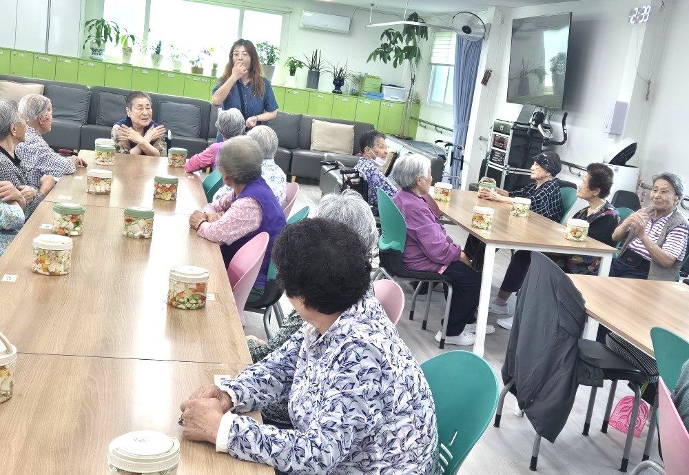 /user/d/donghaengcare/editor/2507/75211dd08790aa3f9c56dade75cb2b73_1752112519_1281.jpg 이미지크게보기